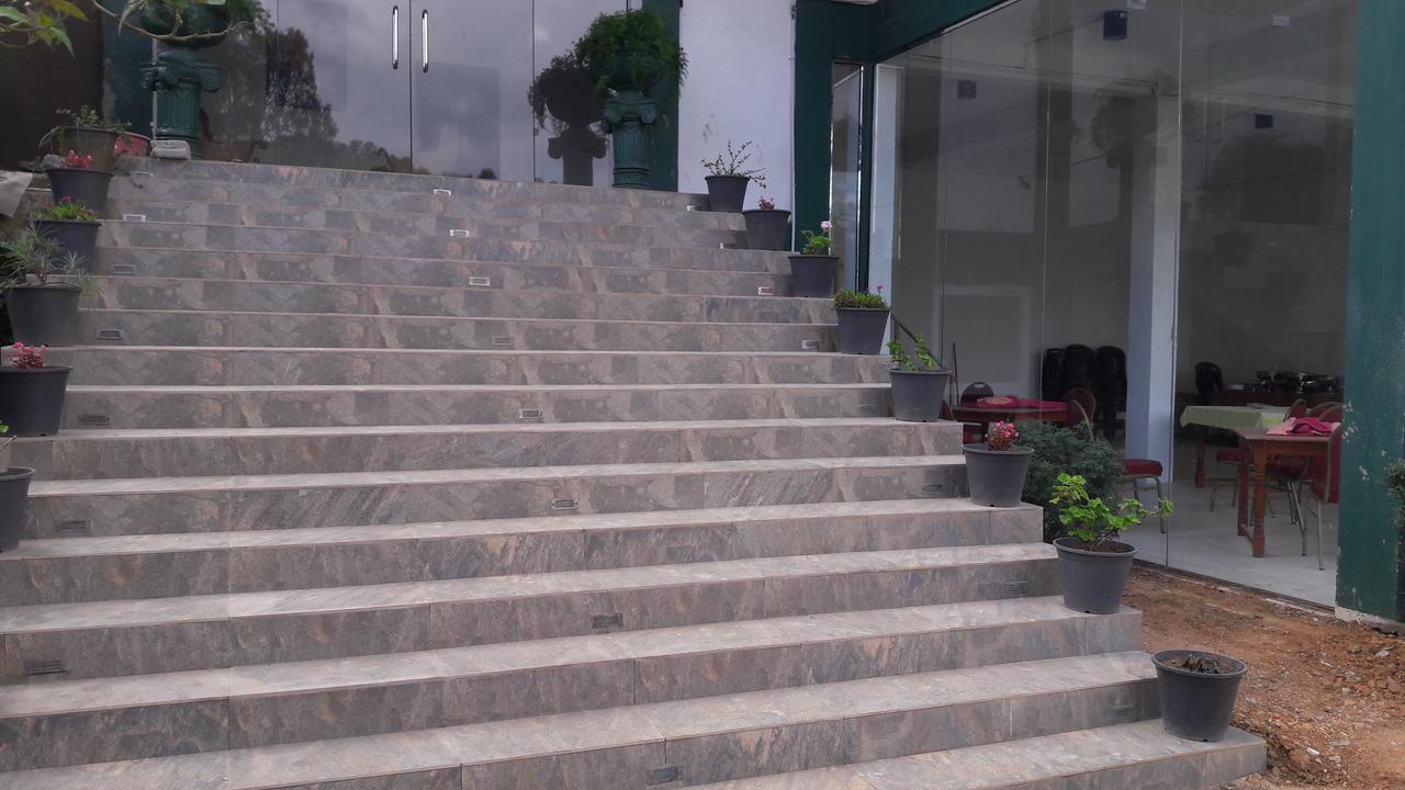 Grand View Hotel Nuwara Eliya Zewnętrze zdjęcie